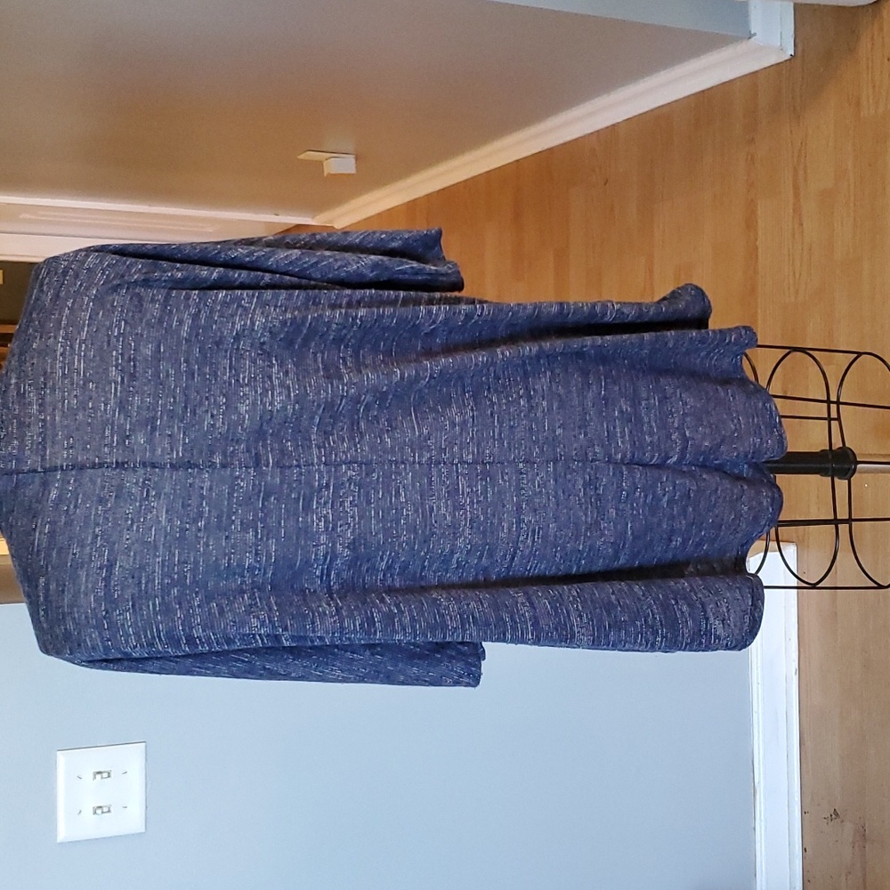 Lularoe Lindsay Kimono - Picture 2 of 7